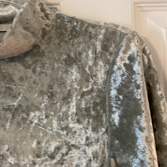 ACEMI Shirt long sleeves size M brand new see all photos length 21” bust 32” - Picture 3 of 12